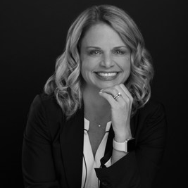 Polly Nicholas headshot 1